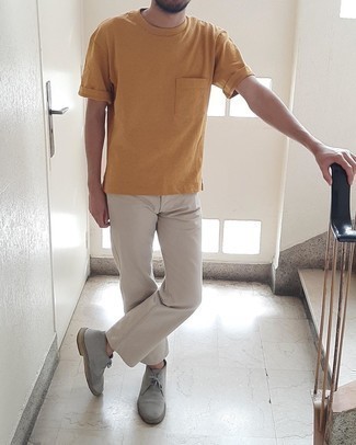 Какие брюки чинос носить с серыми ботинками дезертами