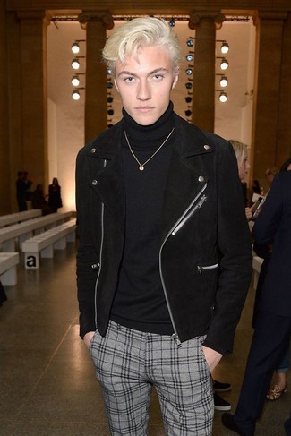 Какие косухи носить с серыми классическими брюками мужчине