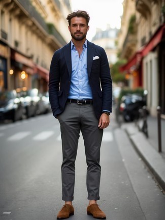 С чем носить серые классические брюки мужчине в деловом стиле