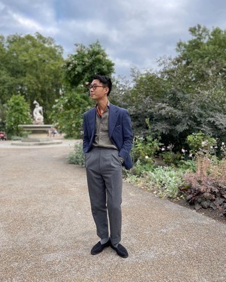 Какие лоферы носить с серыми классическими брюками мужчине