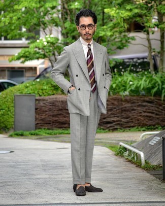 С чем носить серые туфли мужчине