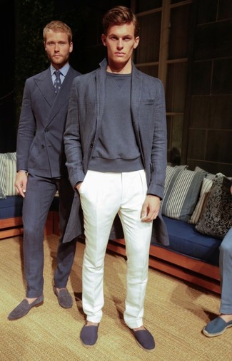 С чем носить серые эспадрильи мужчине