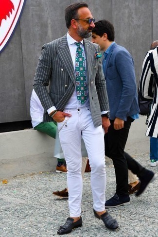 С чем носить серые лоферы c бахромой мужчине