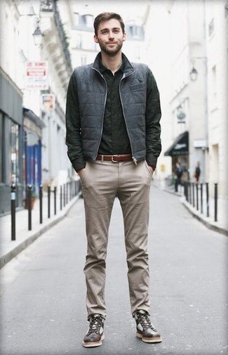 С чем носить серую куртку без рукавов мужчине