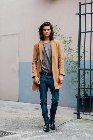 С чем носить серую футболку на пуговицах подросткам мужчине