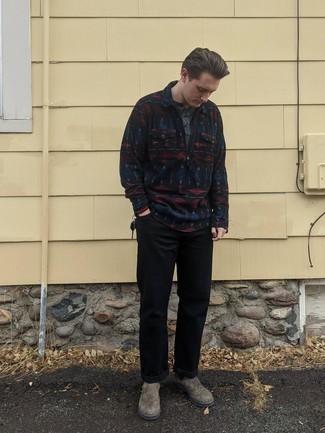 С чем носить серую футболку на пуговицах мужчине