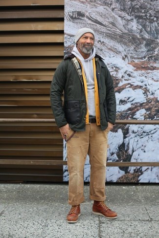 Какие кардиганы носить с серым худи мужчине