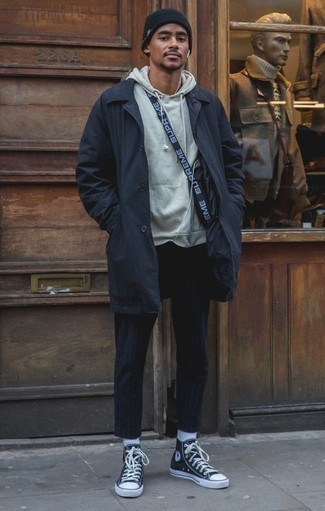 Какие дождевики носить с серым худи мужчине