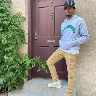 Какие майки носить с серым худи мужчине