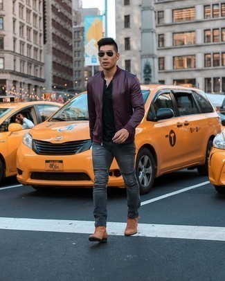 Какие бомберы носить с серыми джинсами мужчине