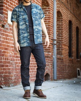 Какие повседневные ботинки носить с серыми джинсами мужчине