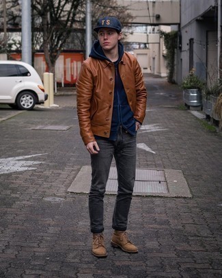 Какие повседневные ботинки носить с серыми джинсами мужчине