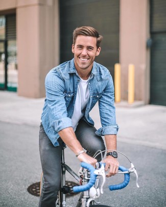 Какие джинсовые рубашки носить с серыми джинсами мужчине