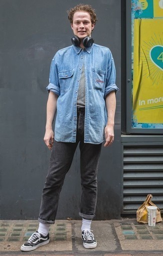 Какие джинсовые рубашки носить с серыми джинсами мужчине