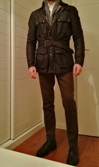 С чем носить серый вязаный шарф мужчине