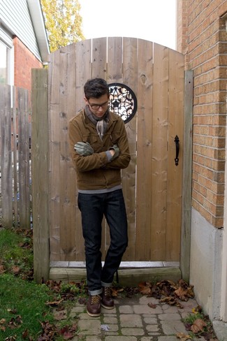 С чем носить серые кожаные перчатки мужчине