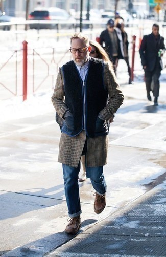 С чем носить серые кожаные перчатки мужчине