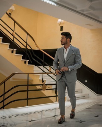 С чем носить серые лоферы мужчине