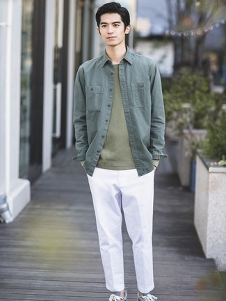 С чем носить серые низкие кеды мужчине