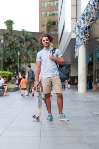 Какие шорты носить с серыми низкими кедами мужчине