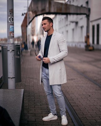 С чем носить серое длинное пальто