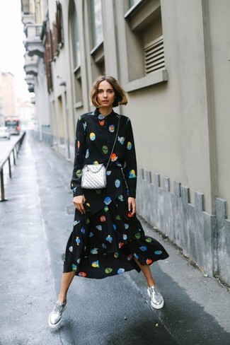 С чем носить серые оксфорды женщине