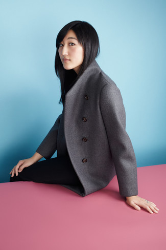 С чем носить серое полупальто женщине