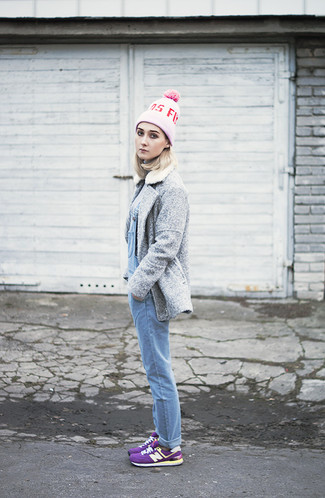 Какие водолазки носить с серым полупальто женщине