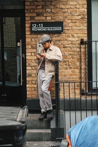 С чем носить серые брюки чинос в шотландскую клетку