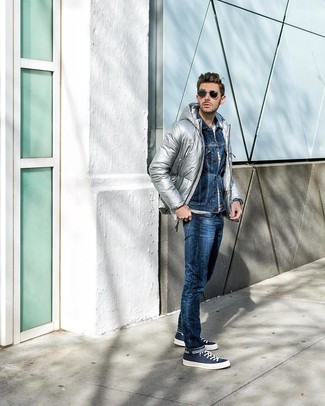 С чем носить серую куртку-пуховик мужчине