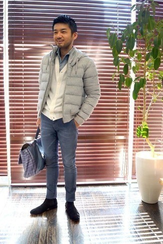 С чем носить серую куртку-пуховик мужчине