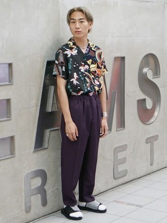 С чем носить серые сандалии мужчине