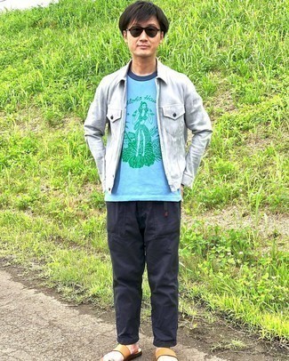 С чем носить серую куртку-рубашку мужчине