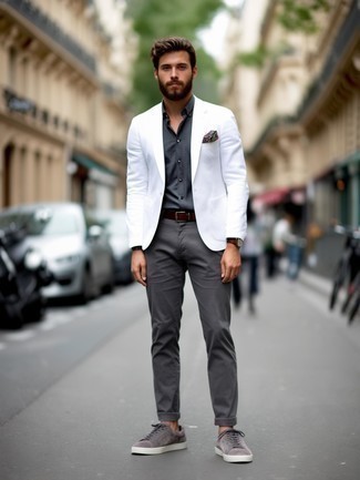 С чем носить серую рубашку мужчине