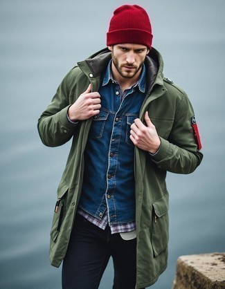 С чем носить серую рубашку мужчине