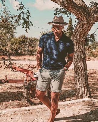 С чем носить серые шорты мужчине