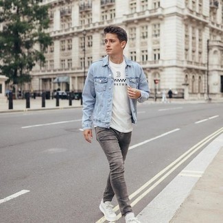 С чем носить серые зауженные джинсы мужчине