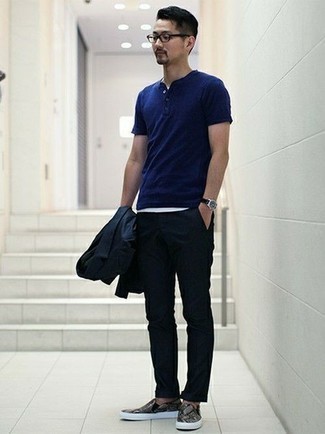 Какие пиджаки носить с серыми слипонами мужчине