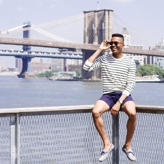 С чем носить серые замшевые мокасины мужчине