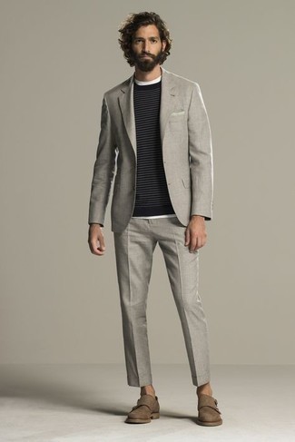 Какие монки носить с серым костюмом