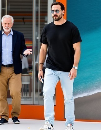 С чем носить серые солнцезащитные очки мужчине