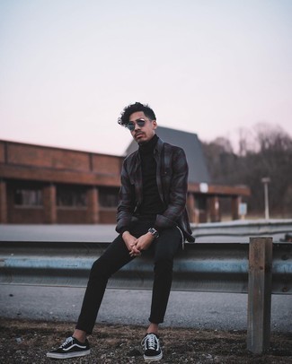 С чем носить серые солнцезащитные очки мужчине