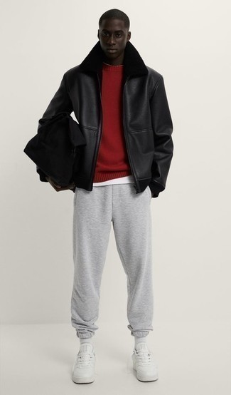 С чем носить серые спортивные штаны мужчине