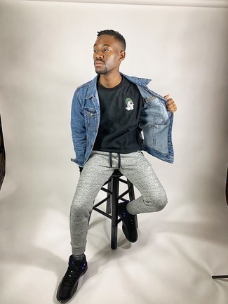 С чем носить серые спортивные штаны мужчине