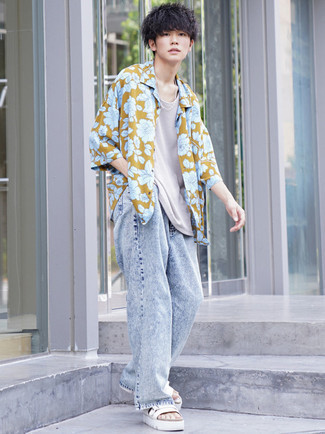 Какие сандалии носить с серой майкой мужчине