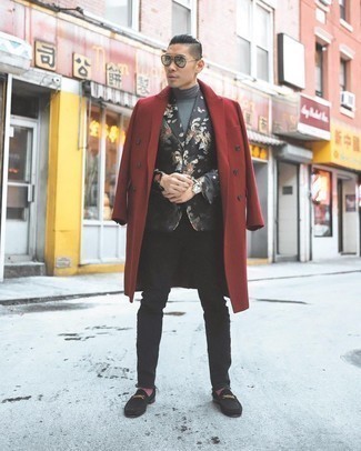 Как носить серую водолазку с черным пиджаком мужчине