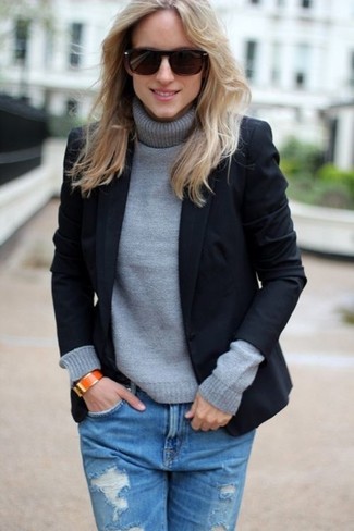 Какие пиджаки носить с серой водолазкой женщине