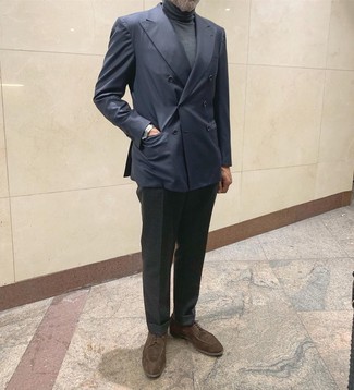 Какие двубортные пиджаки носить с серой водолазкой мужчине