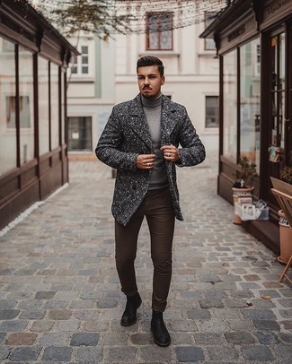 Как носить серую водолазку с серым полупальто