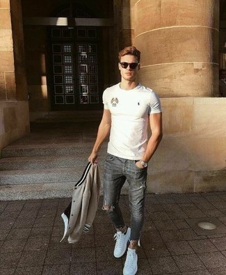 С чем носить серую университетскую куртку мужчине